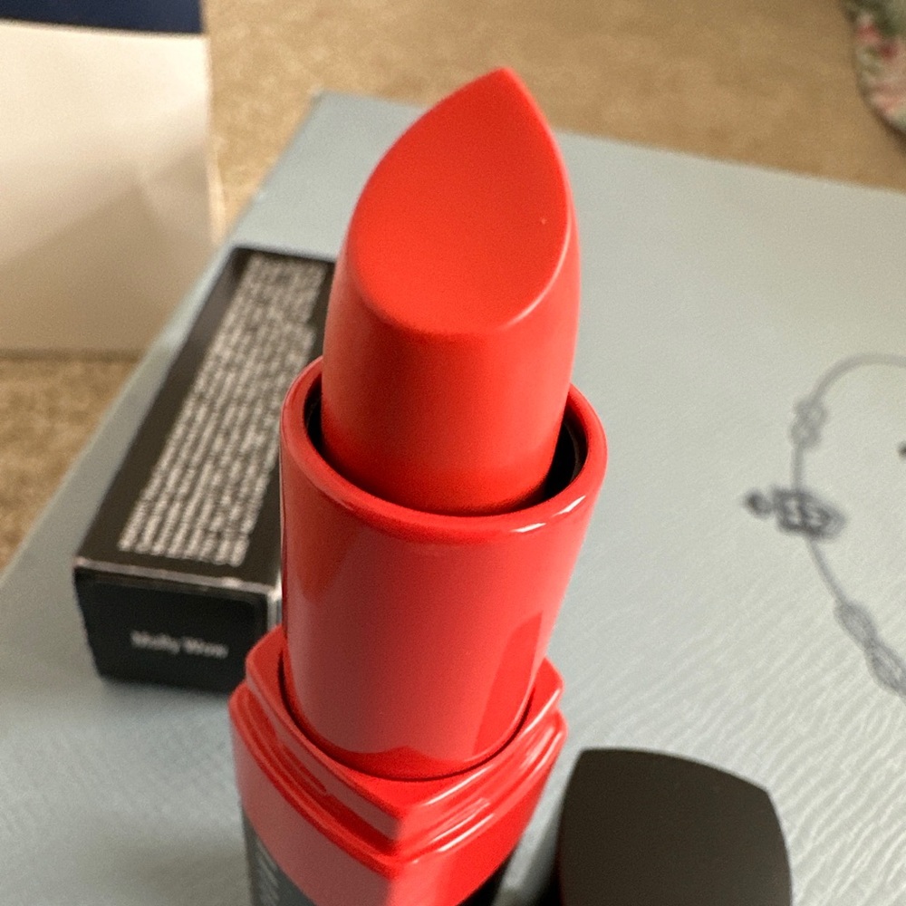 Bobbi Brown Crushed Lip Color Molly Wow BNIB